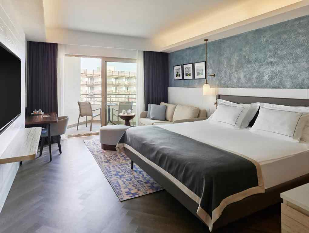 Deluxe Room Sea Side View