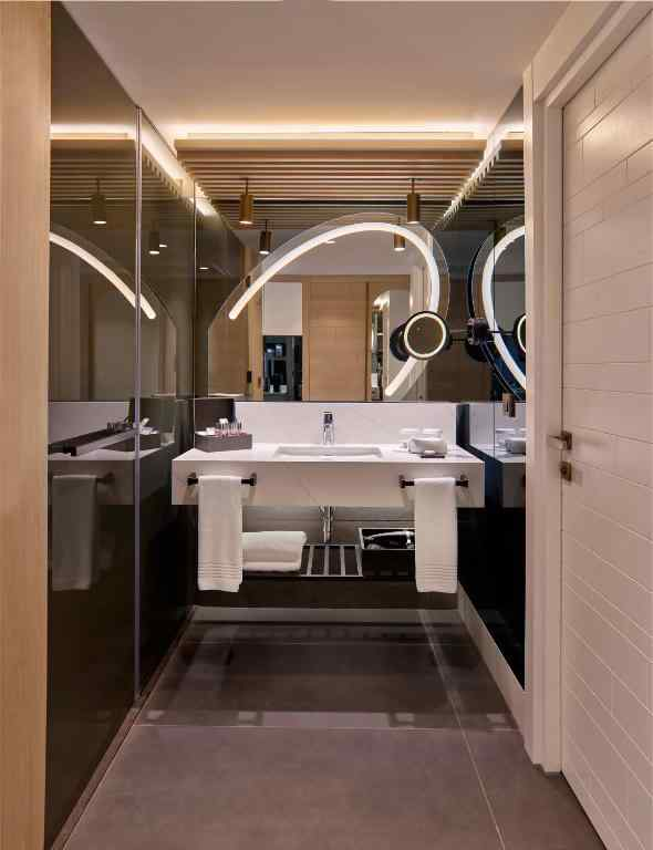 Deluxe Room Sea Side View