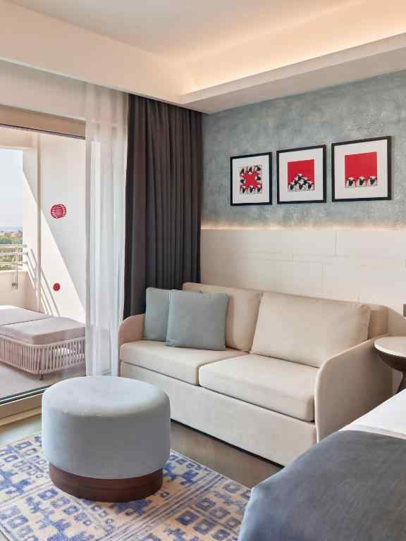 Deluxe Room Direct Sea View