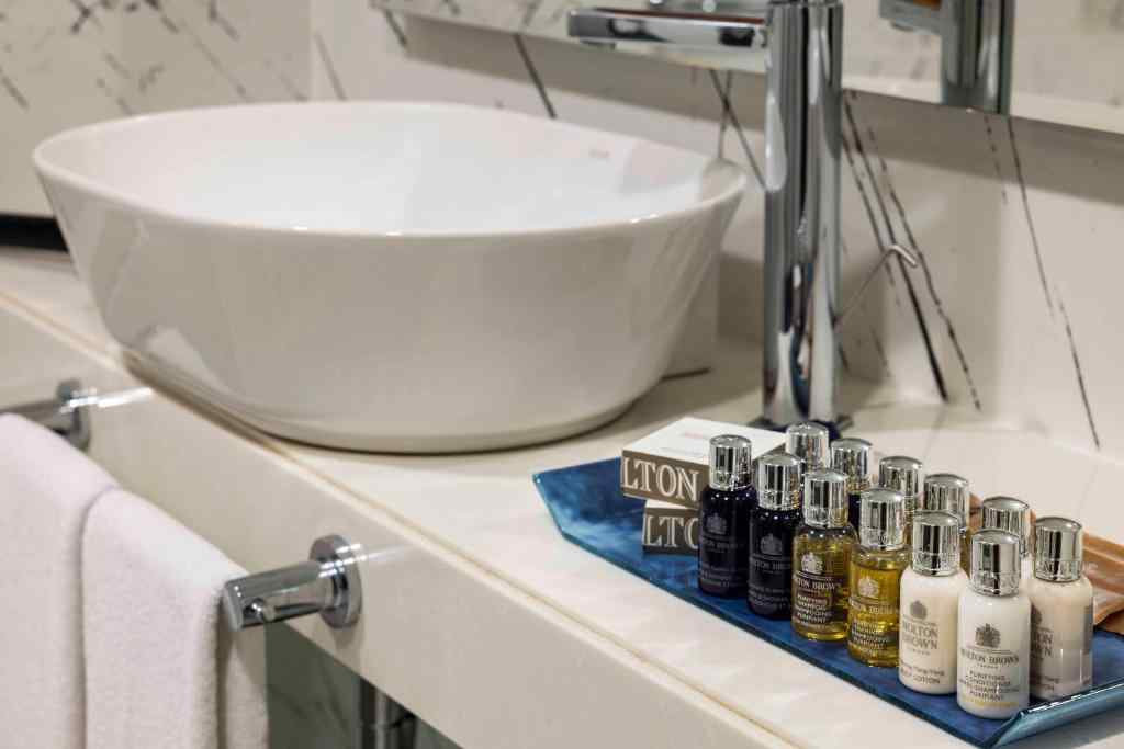 Deluxe Royal Suite with Sea View and Balcony