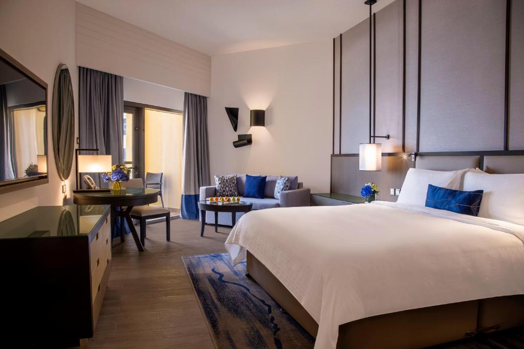 Sea View Room with Balcony - King Bed 