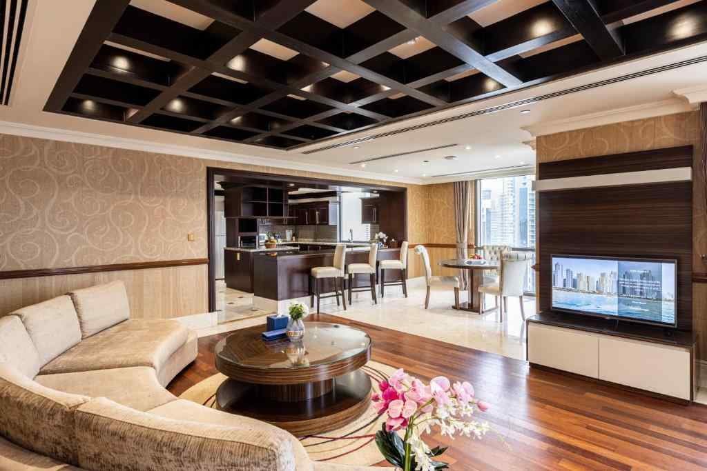 Penthouse Apartment with Private Pool