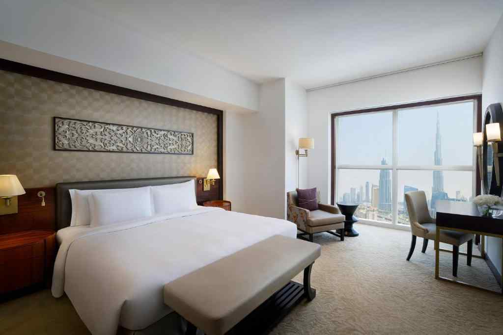 One Bedroom Apartment Suite with Burj Khalifa view