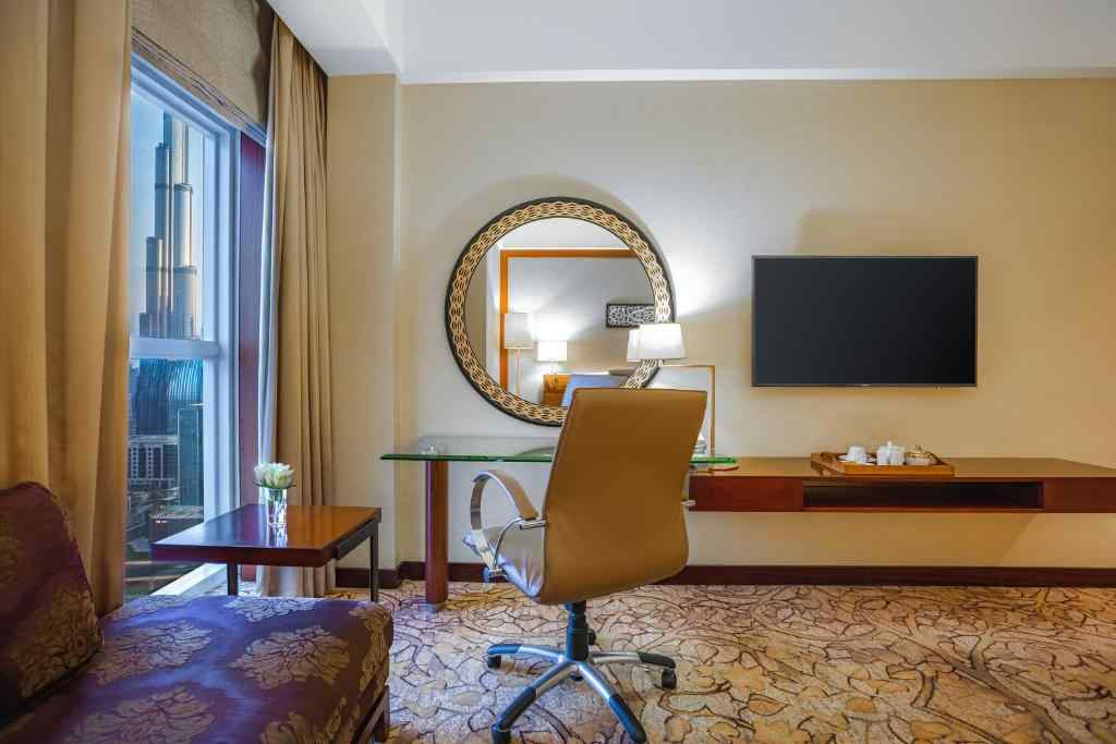 Dusit Club Room - Burj Khalifa View