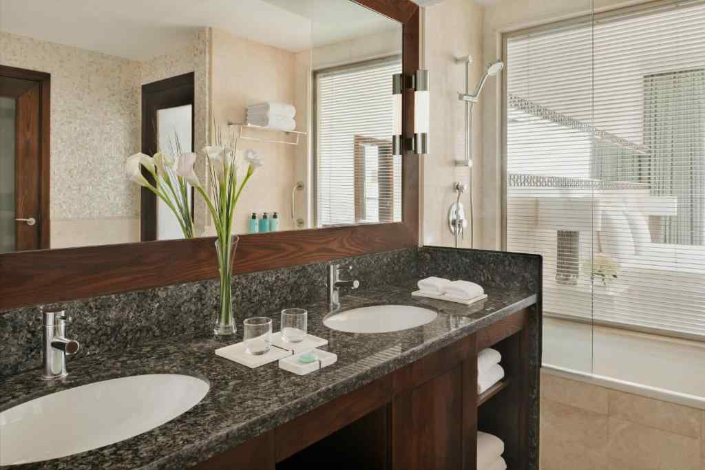 Family one bedroom suite with  2 balconies