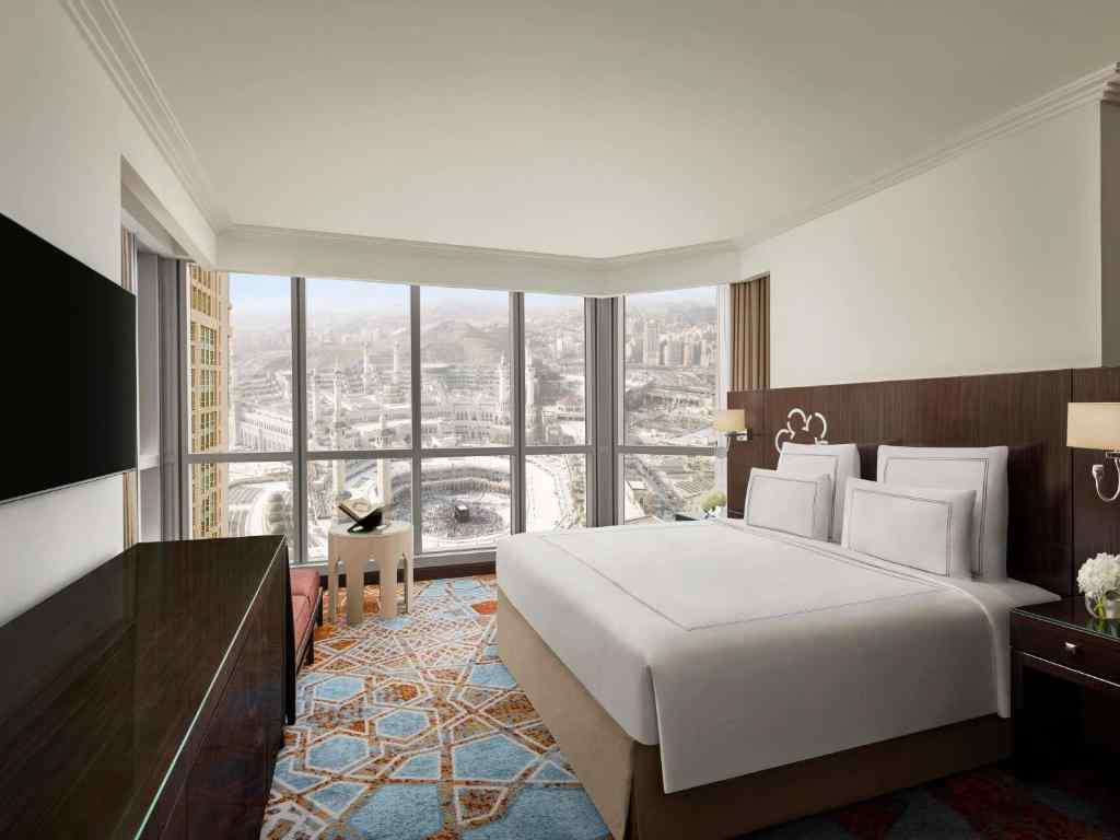 Junior Suite with city view
